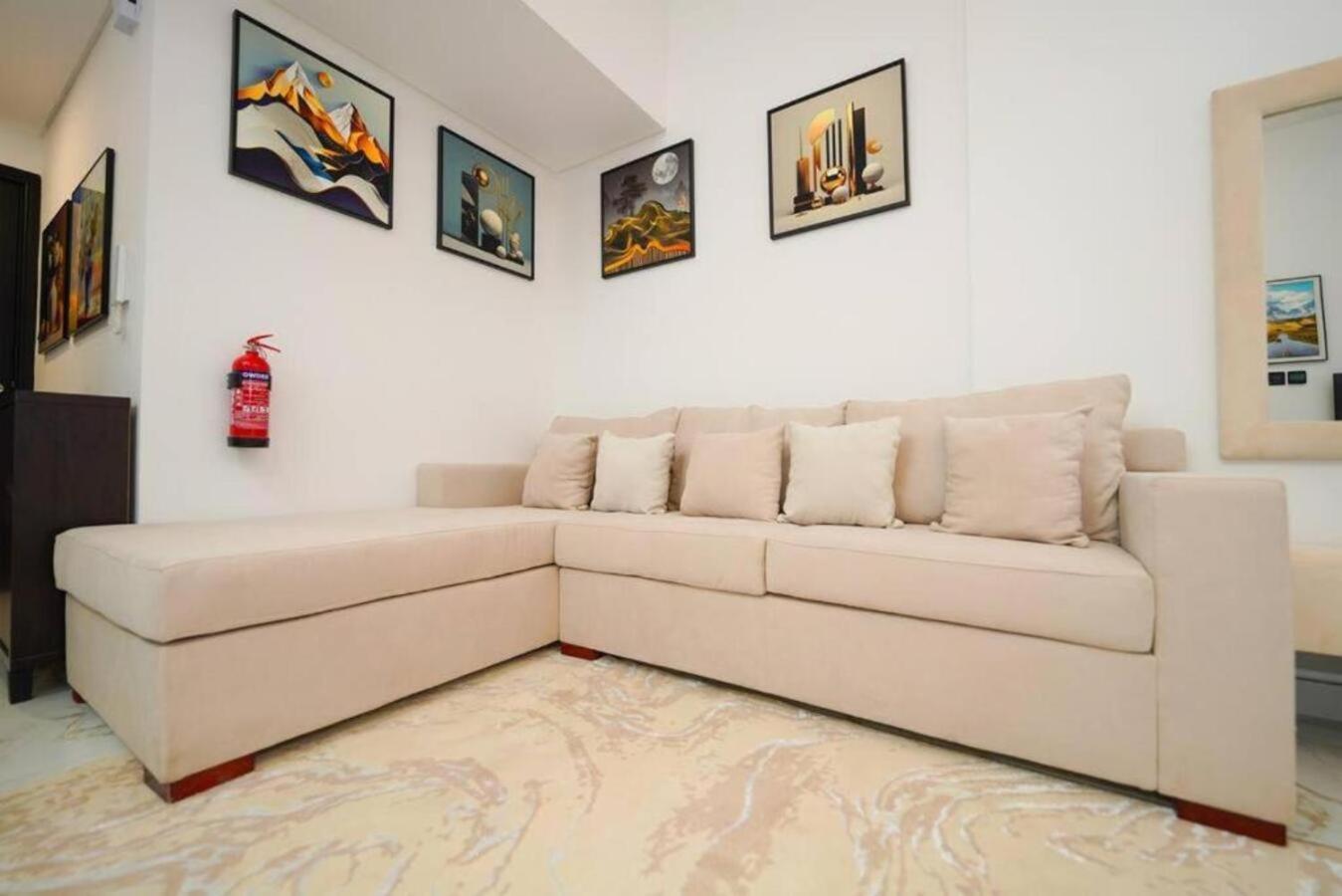 Appartement Brown Stone - Dragon Mart International